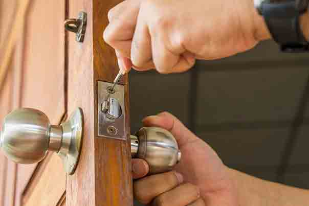 Locksmith Oak Forest